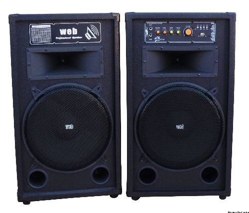 coppia-casse-acustiche-amplificate-a-2-vie-bass-reflex