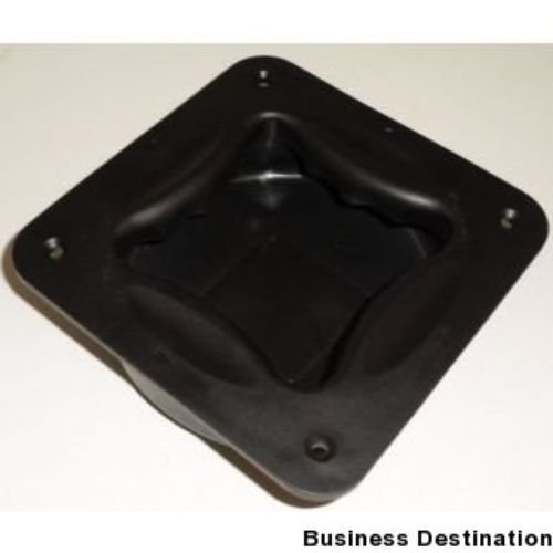maniglia-in-plastica-per-cassa-acustica